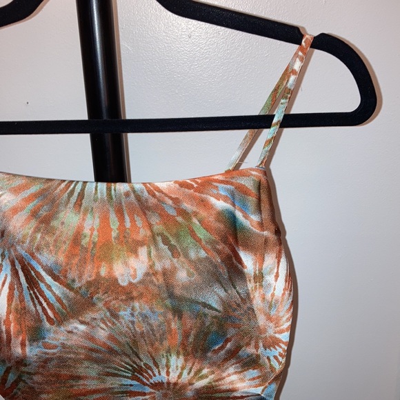 Tie Dye Bandanna Top! I ACCEPT OFFERS!😍 - Picture 5 of 9